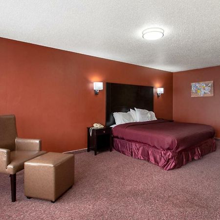 Econo Lodge Elko Downtown Area Extérieur photo