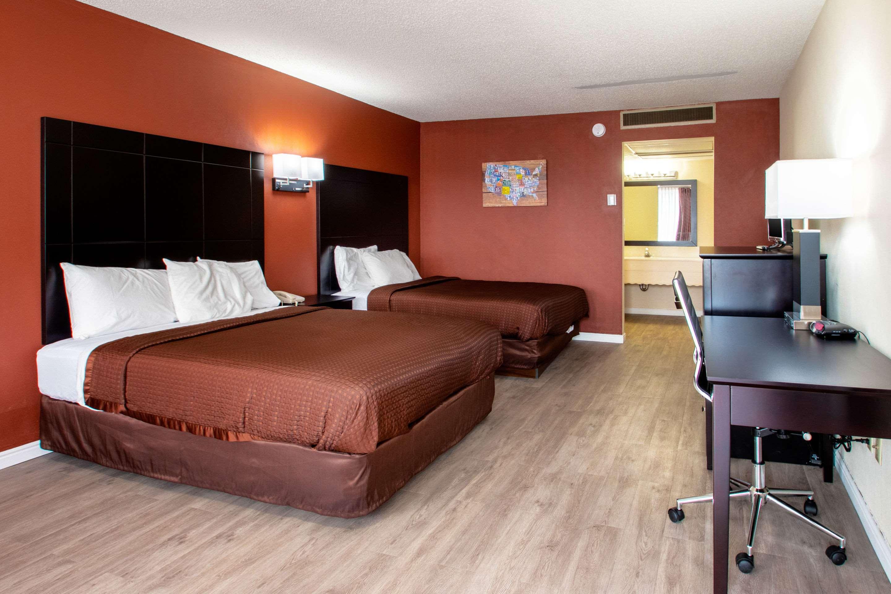 Econo Lodge Elko Downtown Area Extérieur photo