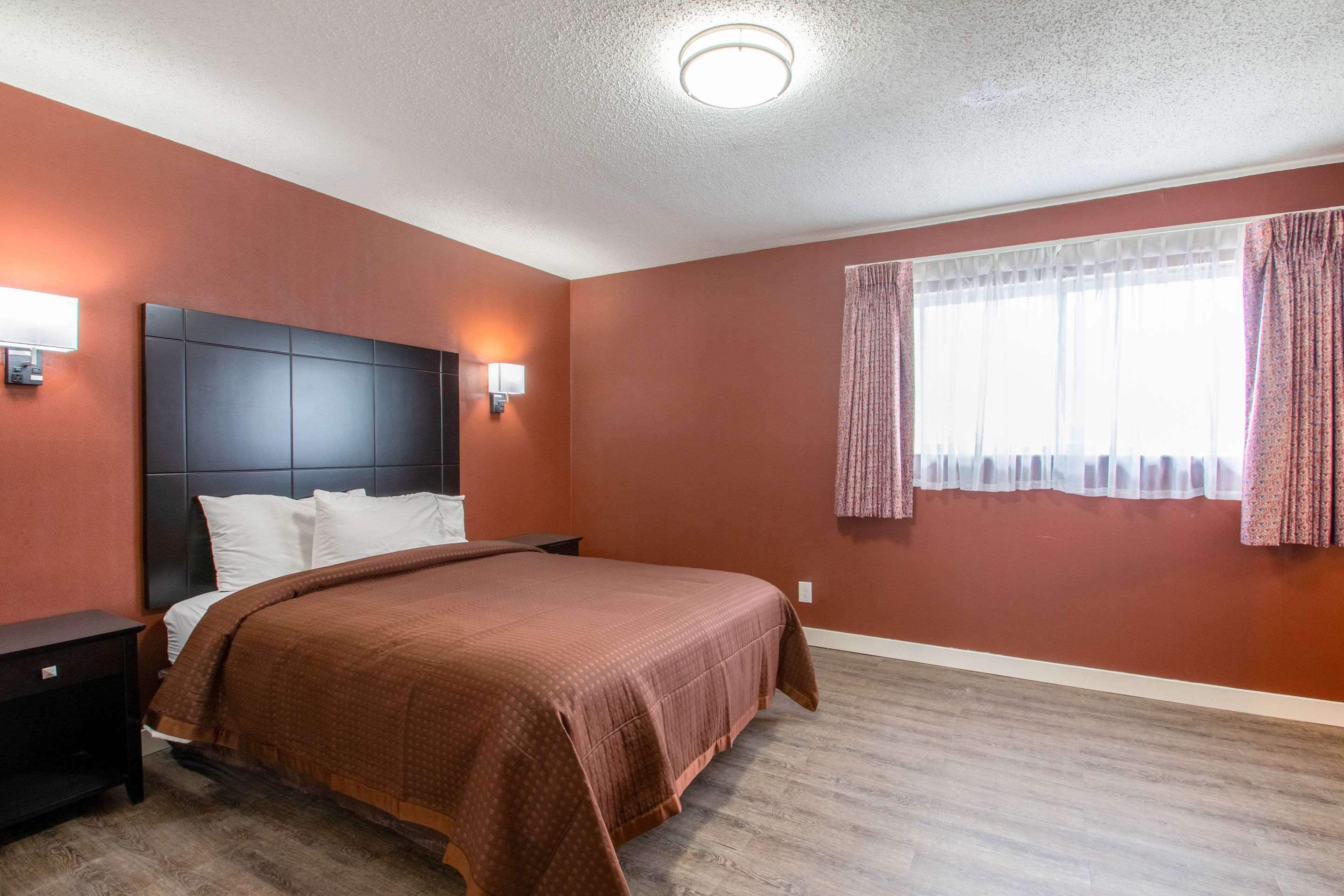 Econo Lodge Elko Downtown Area Extérieur photo