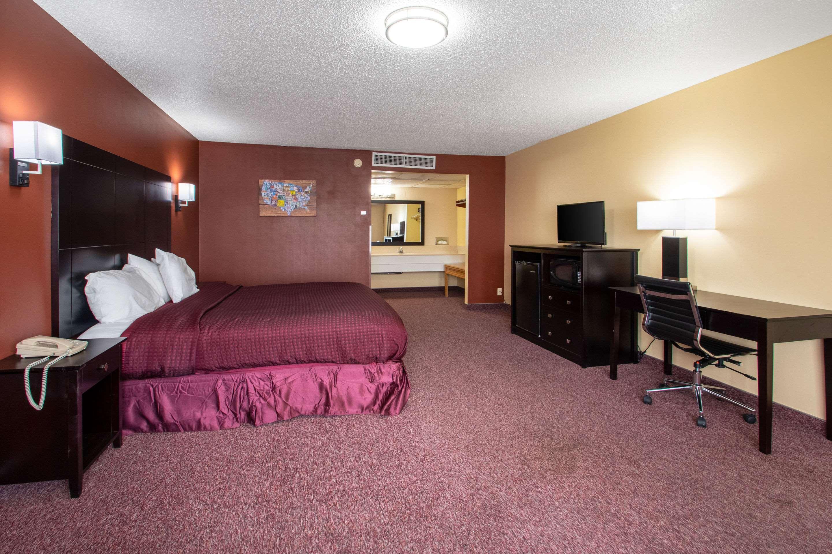 Econo Lodge Elko Downtown Area Extérieur photo